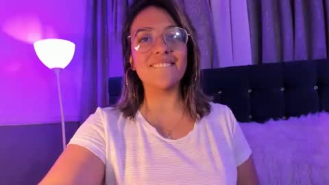 Snapshot of pandoracherry chatting on February 8, 3:30 am Pandora online show from February 8, 3:30 am