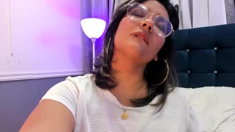 Snapshot of pandoracherry chatting on February 23, 5:56 am Pandora online show from February 23, 5:56 am