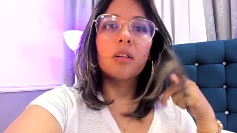 Snapshot of pandoracherry chatting on February 23, 9:00 am Pandora online show from February 23, 9:00 am