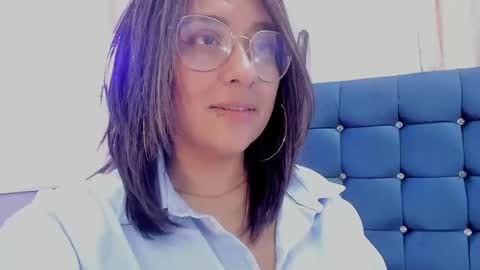 Snapshot of pandoracherry chatting on March 2, 2:00 pm Pandora online show from March 2, 2:00 pm