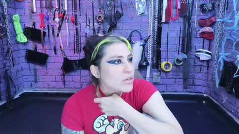 Snapshot of pandoranez chatting on January 28, 9:30 am PandoraNez online show from January 28, 9:30 am
