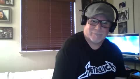 panos online show from April 12, 11:32 pm