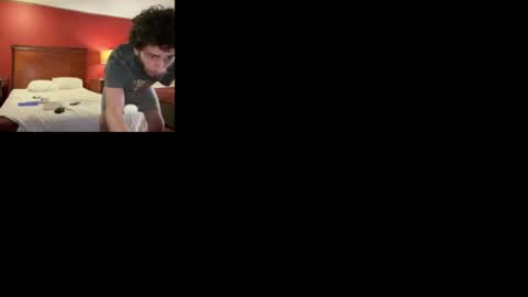 Snapshot of pantslesstraveler_plt chatting on September 27, 10:37 pm PantsLessTraveler online show from September 27, 10:37 pm