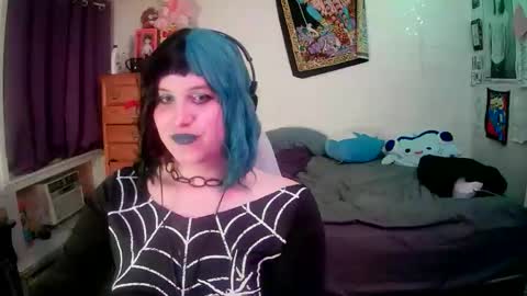 Princess online show from April 5, 12:30 am