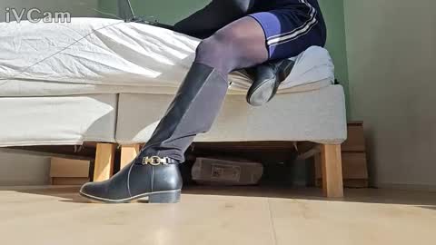 pantyhose_ggggg online show from April 15, 7:15 am