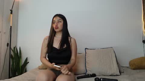 pantyhose_xxx_ online show from August 6, 2:19 pm