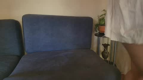 paoguerrax354 online show from April 12, 7:19 pm