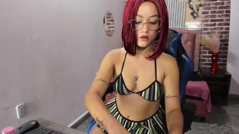 Paola  online show from February 5, 6:23 pm