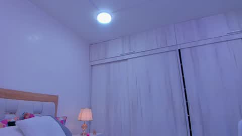 Paola  online show from January 16, 6:59 pm