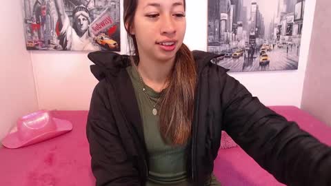 Paola online show from April 10, 11:15 am