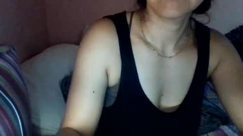 paolamz10 online show from June 10, 12:00 am