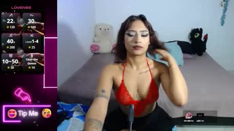 Snapshot of papi_mami_live_ chatting on October 15, 5:18 am papi_mami_live_ online show from October 15, 5:18 am