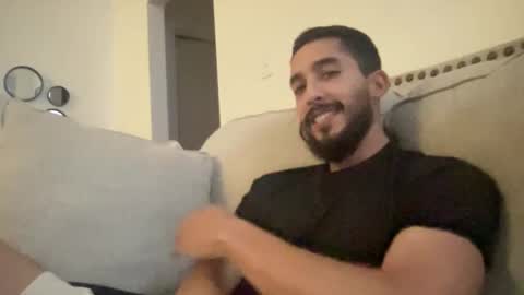 Snapshot of papicubano_guapo23cm chatting on October 3, 4:31 am papicubano_guapo23cm online show from October 3, 4:31 am