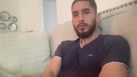 Snapshot of papicubano_guapo23cm chatting on October 25, 5:19 pm papicubano_guapo23cm online show from October 25, 5:19 pm