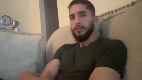 Snapshot of papicubano_guapo23cm chatting on October 30, 4:47 am papicubano_guapo23cm online show from October 30, 4:47 am