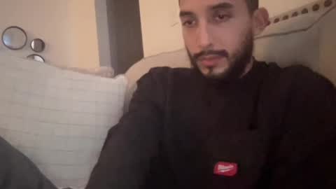 Snapshot of papicubano_guapo23cm chatting on November 2, 6:05 am papicubano_guapo23cm online show from November 2, 6:05 am