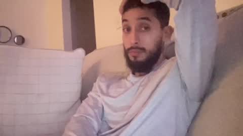 Snapshot of papicubano_guapo23cm chatting on November 4, 6:01 am papicubano_guapo23cm online show from November 4, 6:01 am