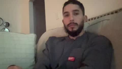 Snapshot of papicubano_guapo23cm chatting on November 27, 11:45 am papicubano_guapo23cm online show from November 27, 11:45 am