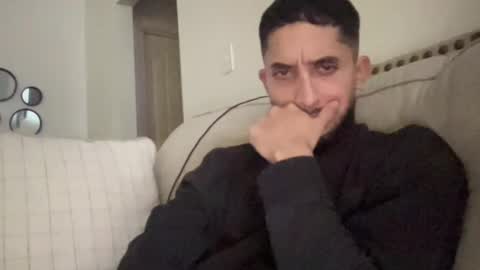 Snapshot of papicubano_guapo23cm chatting on December 5, 3:15 am papicubano_guapo23cm online show from December 5, 3:15 am