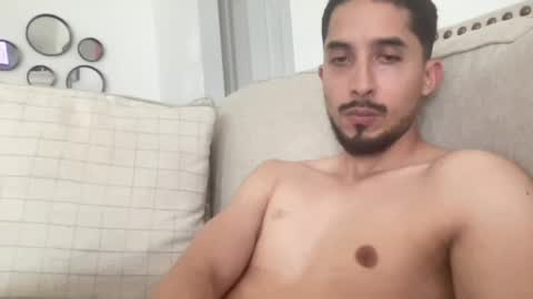 papicubano_guapo23cm online show from May 31, 6:20 pm