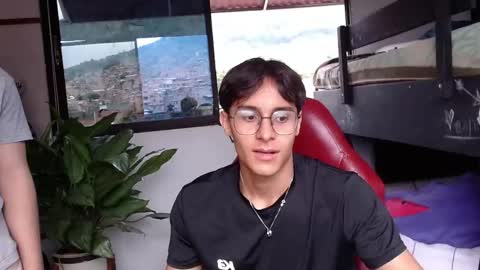 Snapshot of papita_pelada chatting on November 24, 9:36 pm Papitapelada online show from November 24, 9:36 pm
