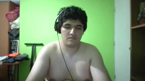 Snapshot of papitowilly999 chatting on March 3, 11:35 pm Papito online show from March 3, 11:35 pm