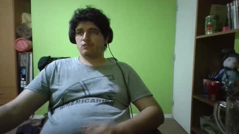 Snapshot of papitowilly999 chatting on December 5, 9:40 am Papito online show from December 5, 9:40 am