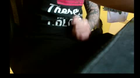 Snapshot of papychuo chatting on November 25, 2:11 am papychuo online show from November 25, 2:11 am