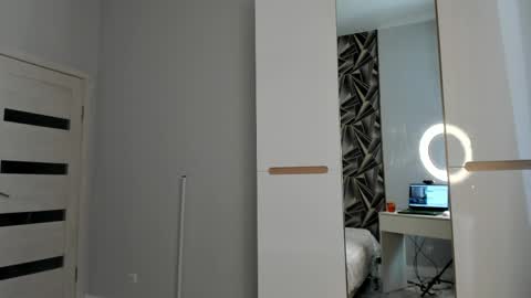 Melena online show from April 22, 9:11 am