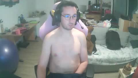 paradoxe91 online show from April 24, 5:15 pm