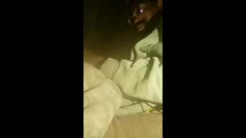 pararohjaguar_12 online show from April 12, 5:18 pm