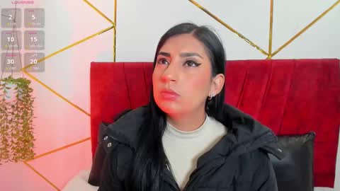 paris_evans_01 online show from December 5, 11:41 am