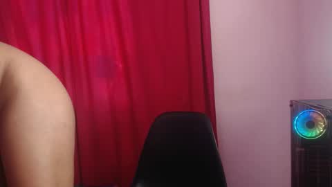 paris online show from January 13, 3:58 pm