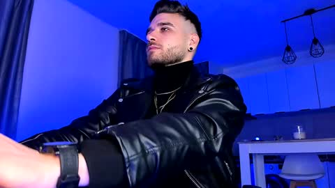 Paris online show from December 27, 10:16 pm