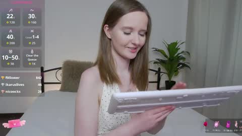 Snapshot of parisvex chatting on May 21, 3:19 pm parisvex online show from May 21, 3:19 pm