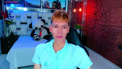 Snapshot of park_jimin1 chatting on November 22, 12:15 pm park_jimin1 online show from November 22, 12:15 pm