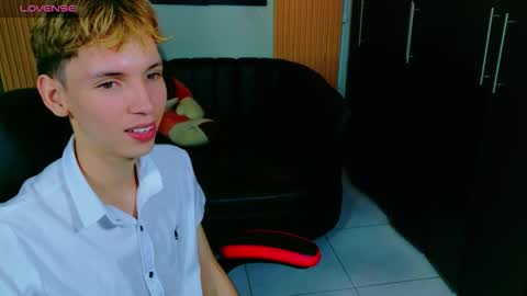 Snapshot of park_jimin1 chatting on November 23, 3:12 pm park_jimin1 online show from November 23, 3:12 pm