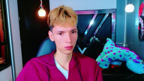 Snapshot of park_jimin1 chatting on December 5, 12:14 pm park_jimin1 online show from December 5, 12:14 pm