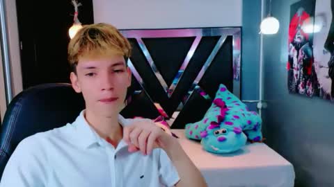 Snapshot of park_jimin1 chatting on December 20, 12:12 pm park_jimin1 online show from December 20, 12:12 pm