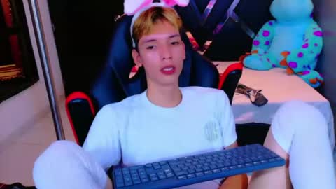 Snapshot of park_jimin1 chatting on January 5, 5:27 pm park_jimin1 online show from January 5, 5:27 pm