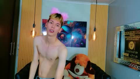 Snapshot of park_jimin1 chatting on January 13, 4:34 pm park_jimin1 online show from January 13, 4:34 pm