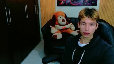 Snapshot of park_jimin1 chatting on January 15, 12:54 pm park_jimin1 online show from January 15, 12:54 pm