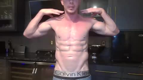 Snapshot of parkerflexes chatting on May 22, 5:14 am Parker online show from May 22, 5:14 am