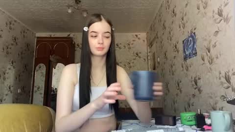 Snapshot of partheniamachle chatting on May 20, 4:51 am Milana online show from May 20, 4:51 am