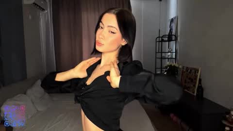 Stacy online show from March 23, 12:09 pm