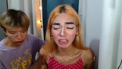 pasadiria online show from April 13, 2:11 pm