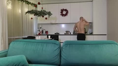 Pashka online show from December 14, 10:31 am