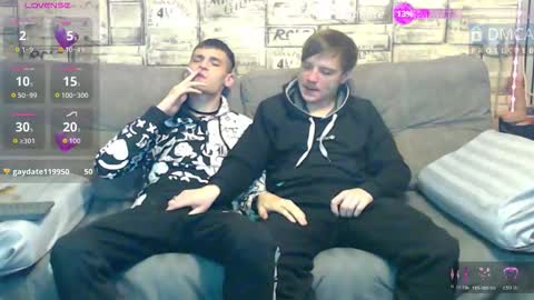 Max tall dark-haired guy with tattoos and Phil blond-haired online show from March 20, 1:43 am