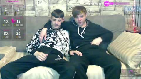 Max tall dark-haired guy with tattoos and Phil blond-haired online show from May 11, 2:17 am