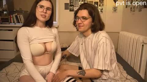 Zoe online show from May 20, 4:46 pm